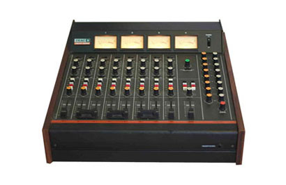 TEAC 3